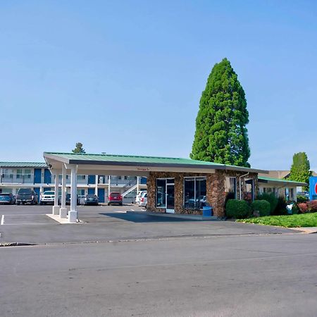 Motel 6-Bend, Or Exteriér fotografie