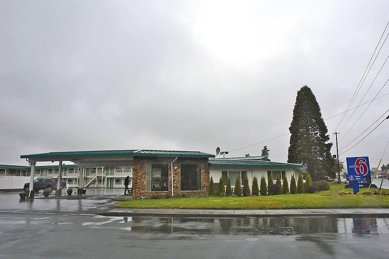Motel 6-Bend, Or Exteriér fotografie
