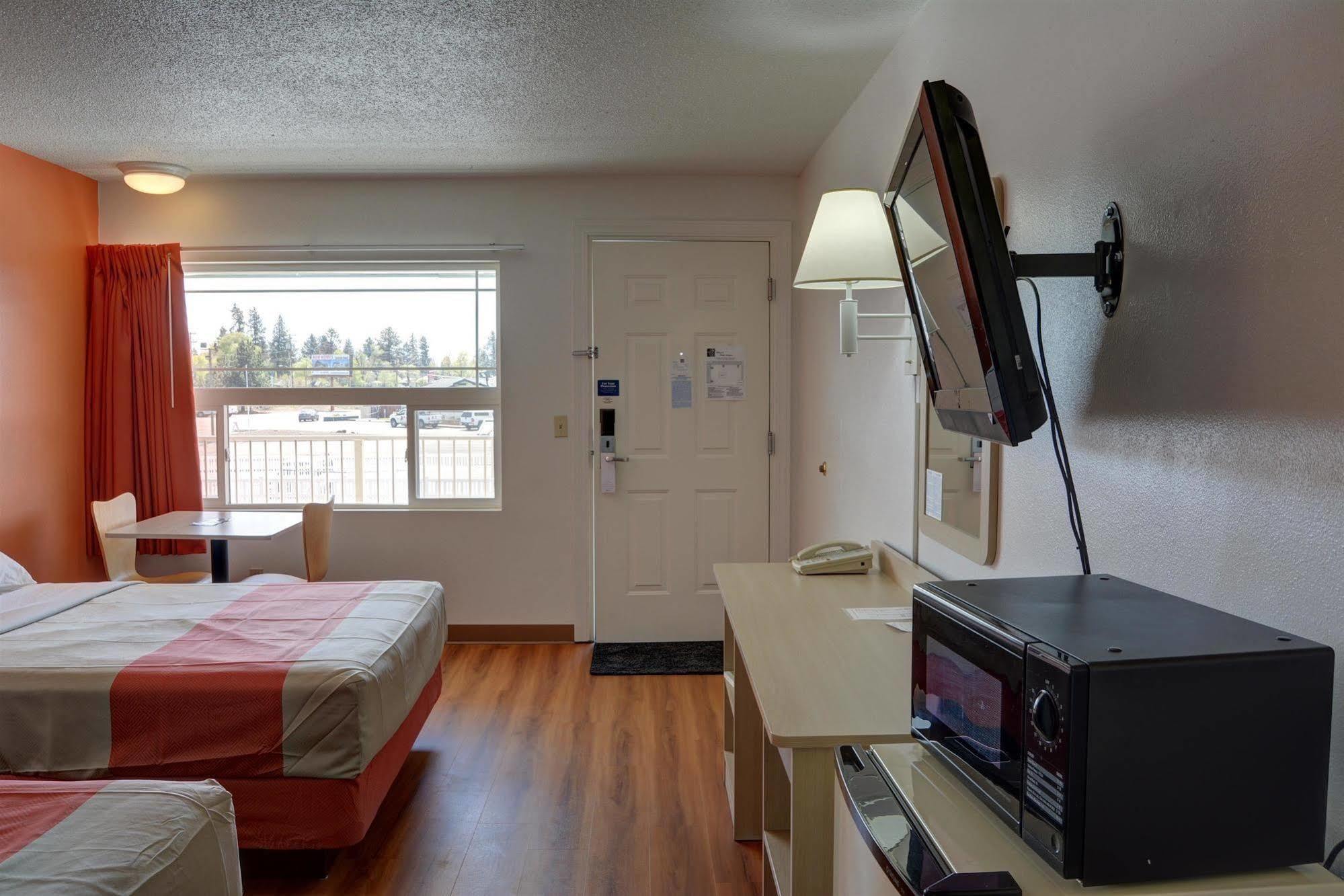 Motel 6-Bend, Or Exteriér fotografie